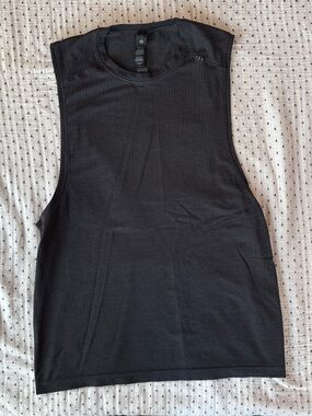 LuLulemon Black Men’s Metal Vent Tech Tank Top - Classic Crew Neck